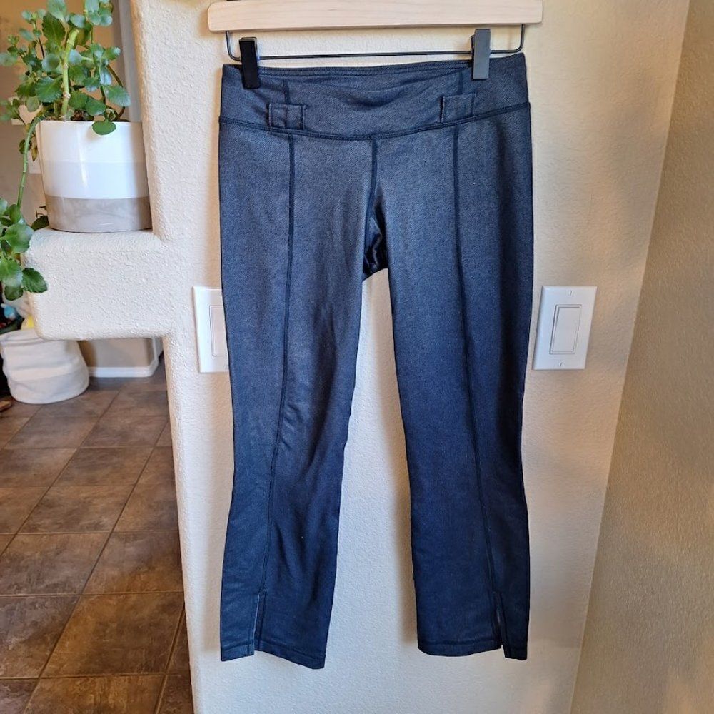 Lululemon Belt-it out leggings size 4